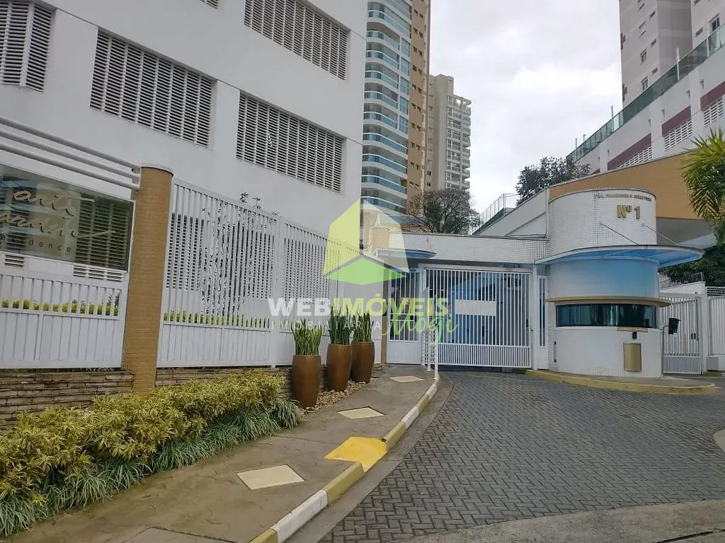 Apartamento, 3 quartos, 220 m² - Foto 2