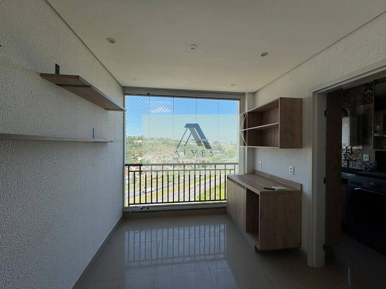 Apartamento à venda com 2 quartos, 83m² - Foto 2
