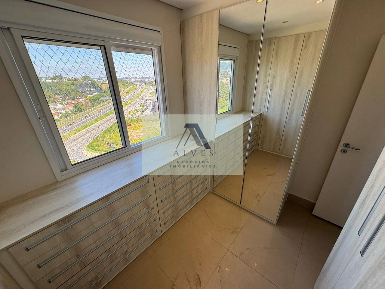 Apartamento à venda com 2 quartos, 83m² - Foto 8