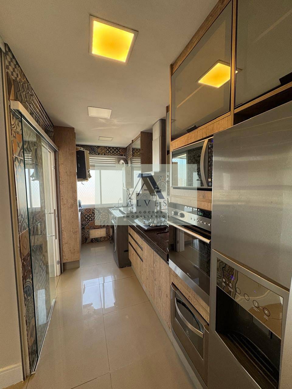Apartamento à venda com 2 quartos, 83m² - Foto 5