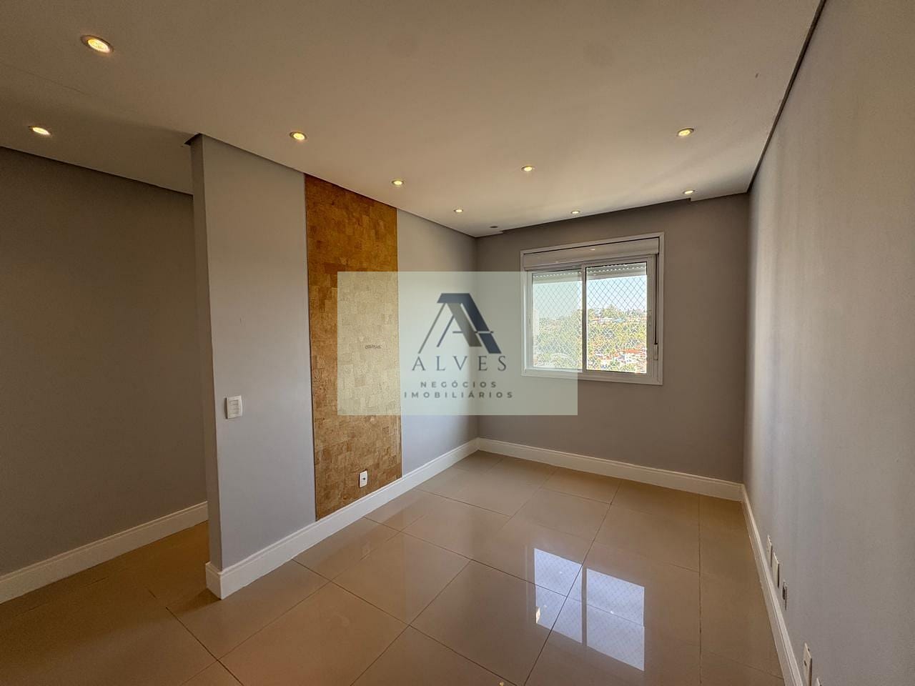 Apartamento à venda com 2 quartos, 83m² - Foto 3