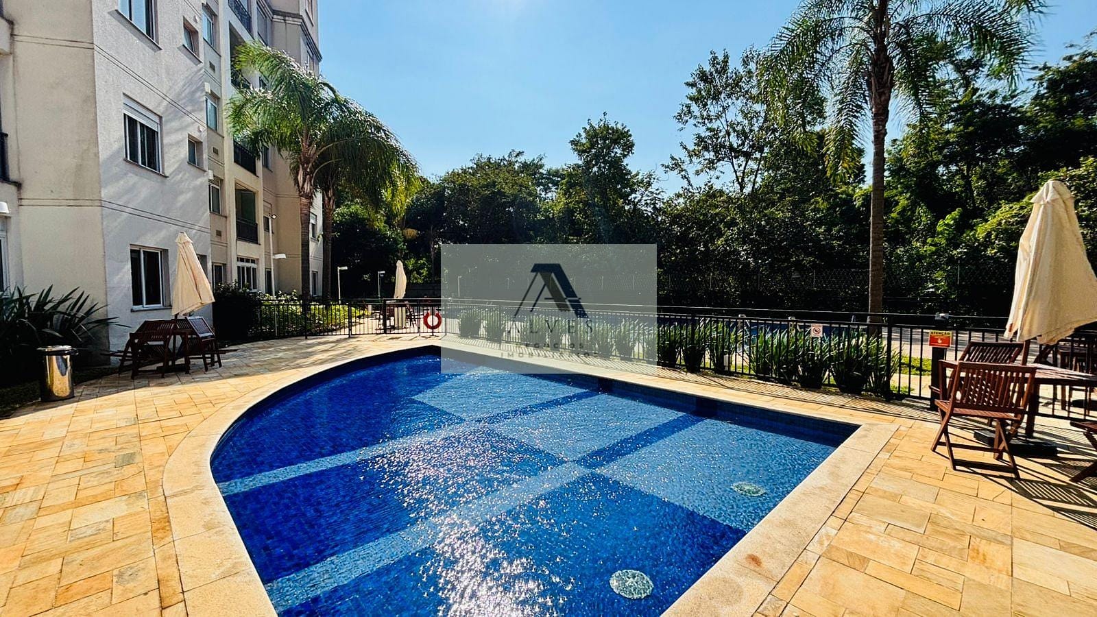 Apartamento à venda com 2 quartos, 83m² - Foto 19