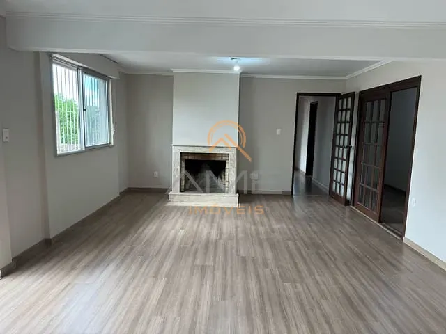Apartamento 3 quartos e 2 banheiros, à venda, no bairro Laranjal em Pelotas