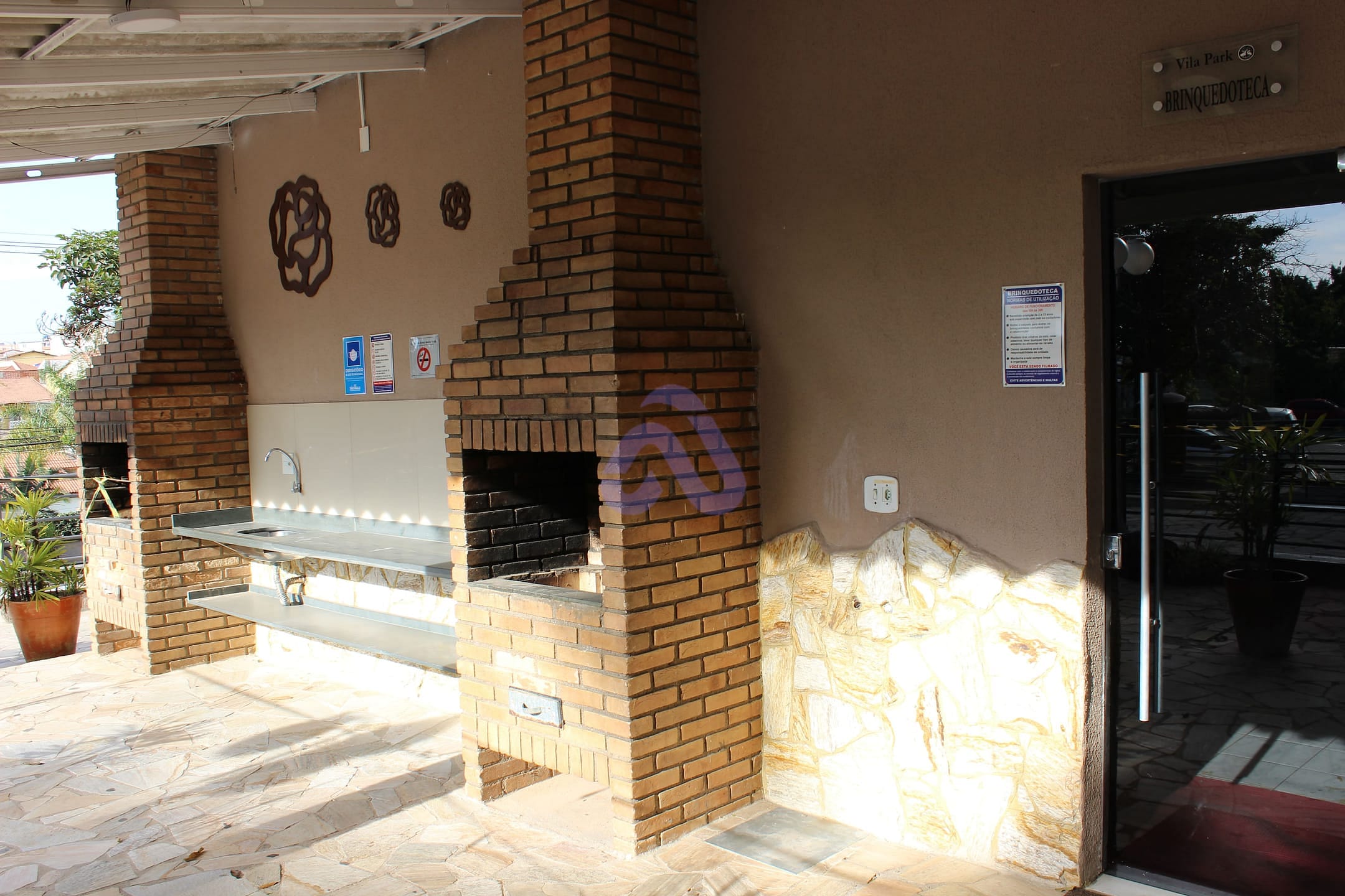 Apartamento à venda com 2 quartos, 55m² - Foto 27