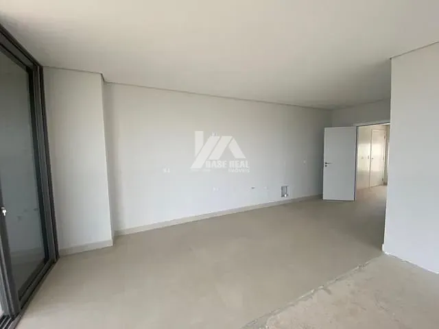 Apartamento com 318m² 3 quartos e 4 banheiros, à venda, no bairro Oficinas em Ponta Grossa