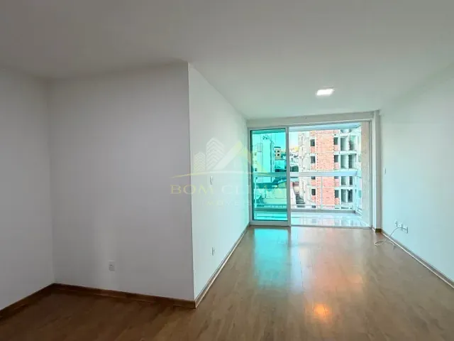 Apartamento 2 quartos e 1 banheiro, à venda, no bairro Manoel Honório em Juiz de Fora