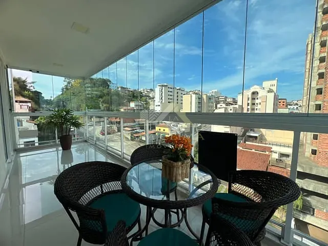 Apartamento 2 quartos e 1 banheiro, à venda, no bairro Manoel Honório em Juiz de Fora
