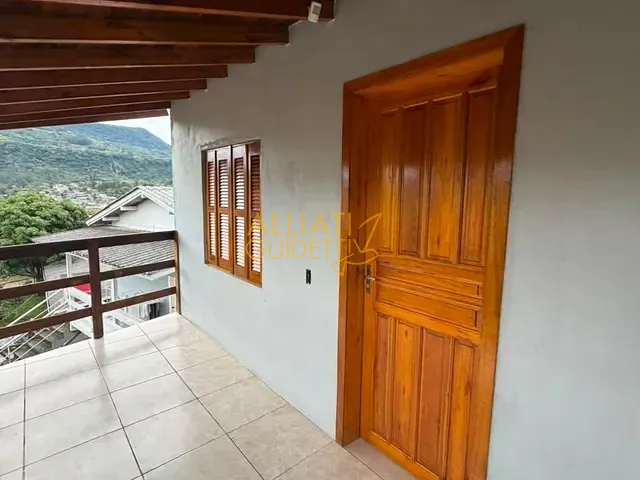 Apartamento 2 quartos e 1 banheiro, para alugar, no bairro Amaral Ribeiro em Sapiranga