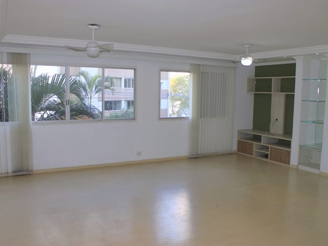 Foto do Apartamento - Apartamento reformado com 105m² com 2 suítes 1 vaga na Vila Olímpia próximo à Bandeirantes- São Paulo/SP | eHG Imóveis