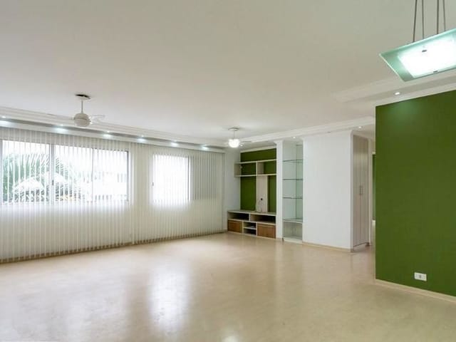 Foto do Apartamento - Apartamento reformado com 105m² com 2 suítes 1 vaga na Vila Olímpia próximo à Bandeirantes- São Paulo/SP | eHG Imóveis