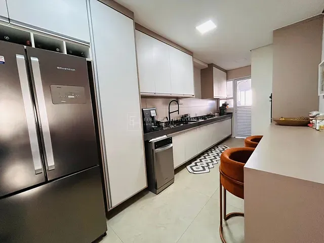 Apartamento 3 quartos e 4 banheiros, à venda, no bairro Jardim Ana Maria em Jundiaí