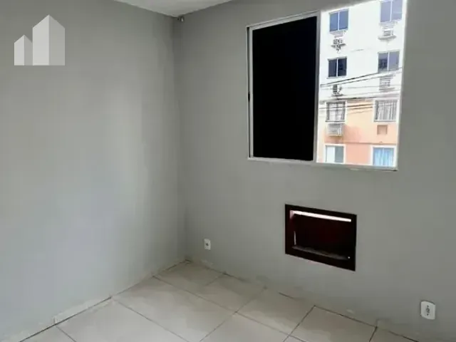 Apartamento 2 quartos e 1 banheiro, à venda, no bairro Vila Avelina em Nova Iguaçu