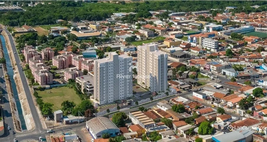 Apartamento à venda com 2 quartos, 45m² - Foto 2