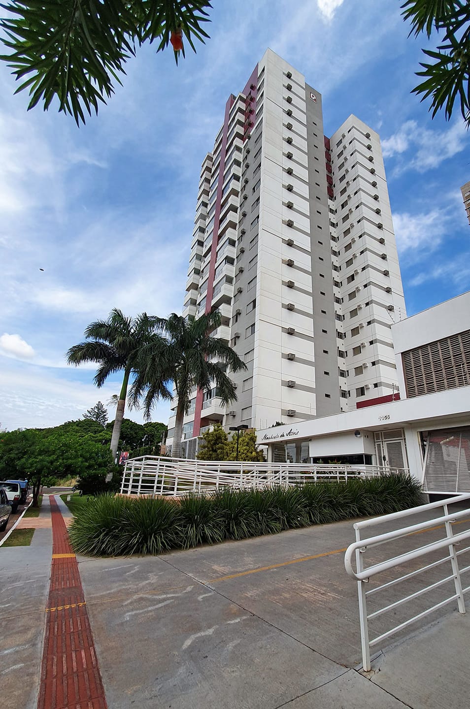 https://static.arboimoveis.com.br/AP0003_JAIME/apartamentoavendajardimdosestadoscampograndems_1608742734431.jpg