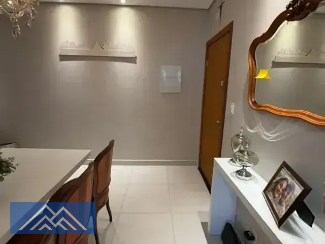 Apartamento 2 quartos e 2 banheiros, à venda, no bairro Jardim Santa Rosália em Sorocaba