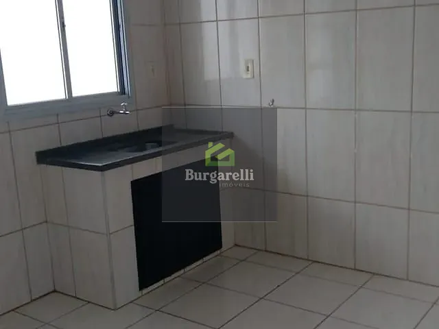 Apartamento com 200m² 2 quartos e 1 banheiro, para alugar, no bairro Jardim Glória em Lavras