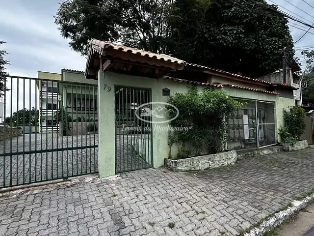 Casa com 40m² 1 quarto e 1 banheiro, para alugar, no bairro Comercial (Penedo) em Itatiaia