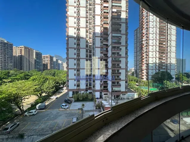 Apartamento com 96m² 2 quartos e 3 banheiros, à venda, no bairro Barra da Tijuca em Rio de Janeiro
