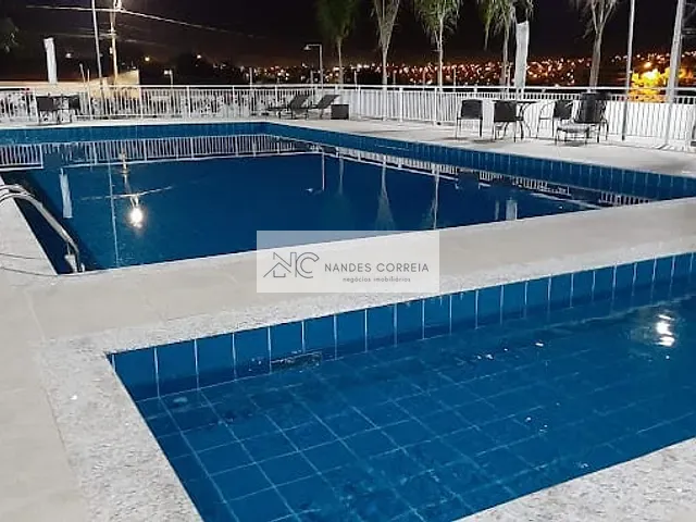Apartamento 2 quartos e 1 banheiro, à venda, no bairro Colinas em Londrina