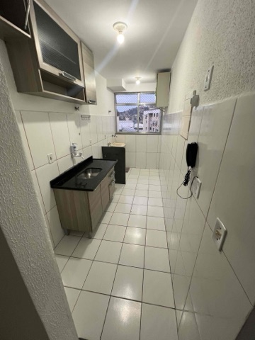 Apartamento com 45m² 2 quartos e 1 banheiro, para alugar, no bairro Engenho da Rainha em Rio de Janeiro