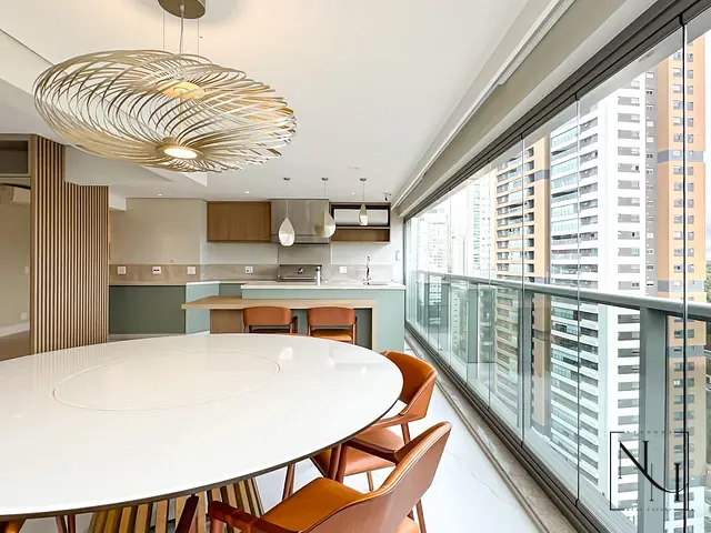 Apartamento com 193m² 2 quartos e 4 banheiros, à venda, no bairro Campo Belo em São Paulo