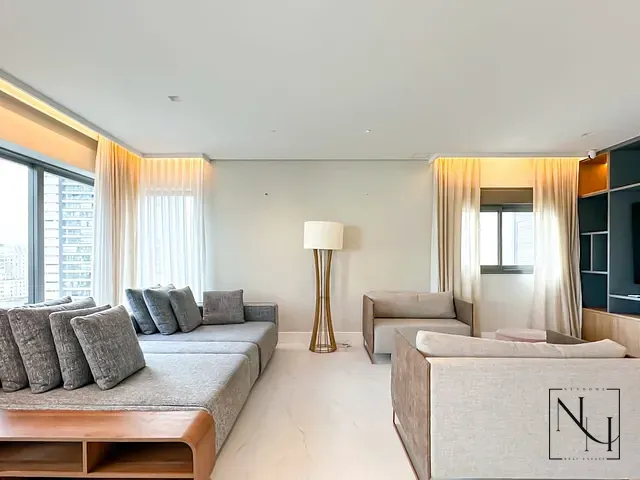 Apartamento com 193m² 2 quartos e 4 banheiros, à venda, no bairro Campo Belo em São Paulo