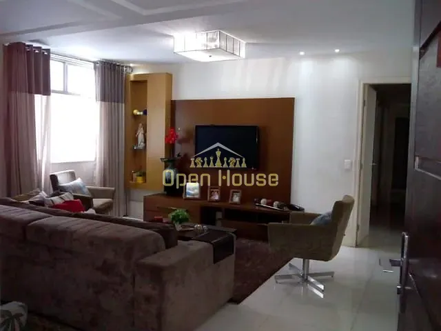 Apartamento com 240m² 4 quartos e 3 banheiros, à venda, no bairro Centro em Barra Mansa