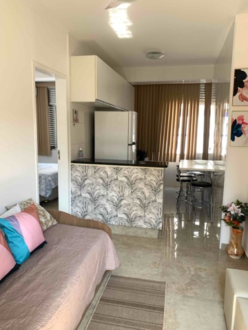 Apartamento 1 quarto e 1 banheiro, para alugar, no bairro Canto do Forte em Praia Grande