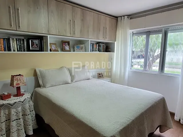 Apartamento 2 quartos e 2 banheiros, à venda, no bairro São Gonçalo em Pelotas