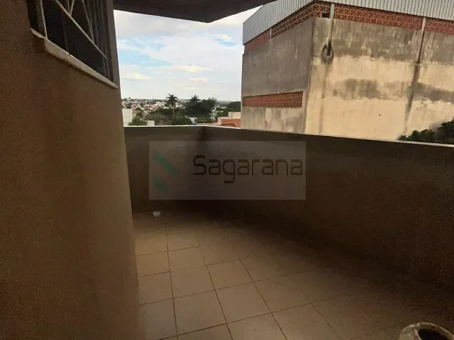 Apartamento com 262m² 3 quartos e 2 banheiros, à venda, no bairro Centro em Patrocínio