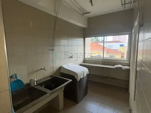Apartamento com 262m² 3 quartos e 2 banheiros, à venda, no bairro Centro em Patrocínio