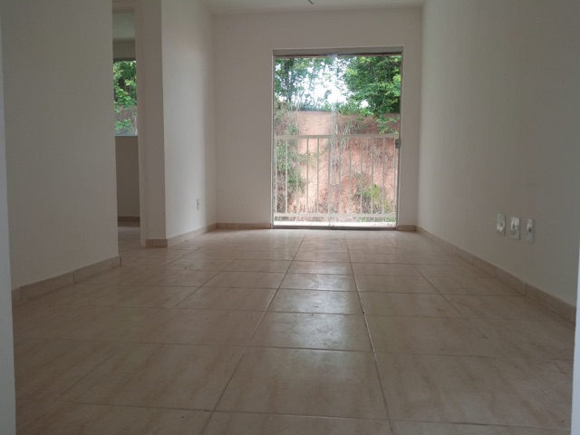 Apartamento 2 quartos e 1 banheiro, para alugar, no bairro Luxemburgo em Santa Luzia