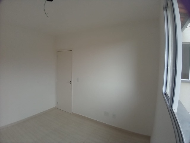 Apartamento 2 quartos e 1 banheiro, para alugar, no bairro Luxemburgo em Santa Luzia