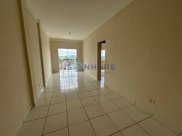 Apartamento 2 quartos e 1 banheiro, para alugar, no bairro Santa Izabel em Siqueira Campos