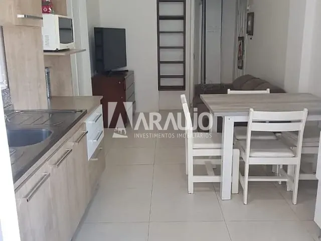 Apartamento com 215m² 3 quartos e 1 banheiro, à venda, no bairro Centro em Balneário Camboriú