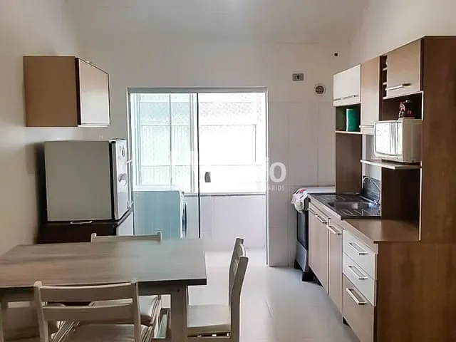 Apartamento com 215m² 3 quartos e 1 banheiro, à venda, no bairro Centro em Balneário Camboriú