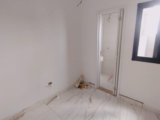 Apartamento com 50m² 2 quartos e 2 banheiros, à venda, no bairro Parque Erasmo Assunção em Santo André