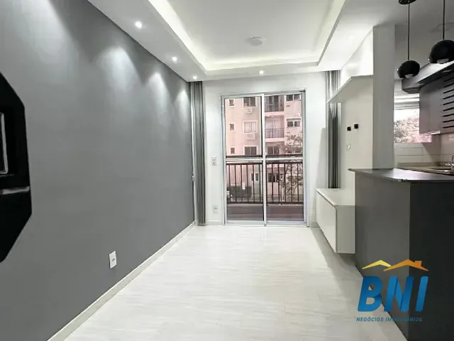 Apartamento com 47m² 2 quartos e 1 banheiro, para alugar, no bairro Parada de Lucas em Rio de Janeiro