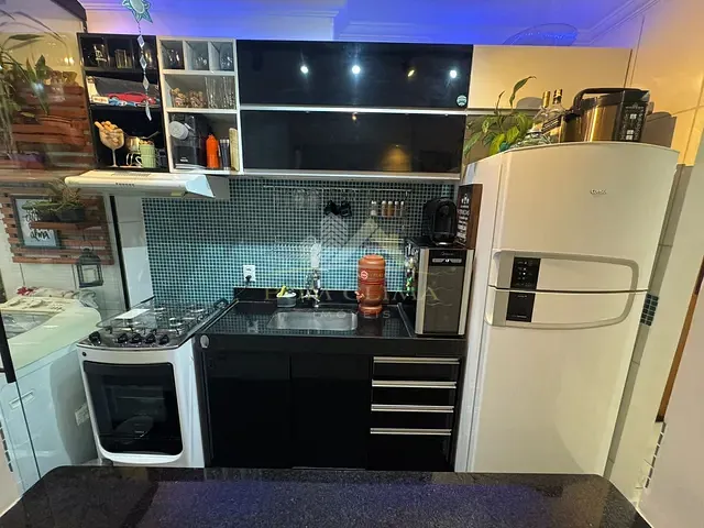 Apartamento 2 quartos e 1 banheiro, à venda, no bairro Mariano Procópio em Juiz de Fora