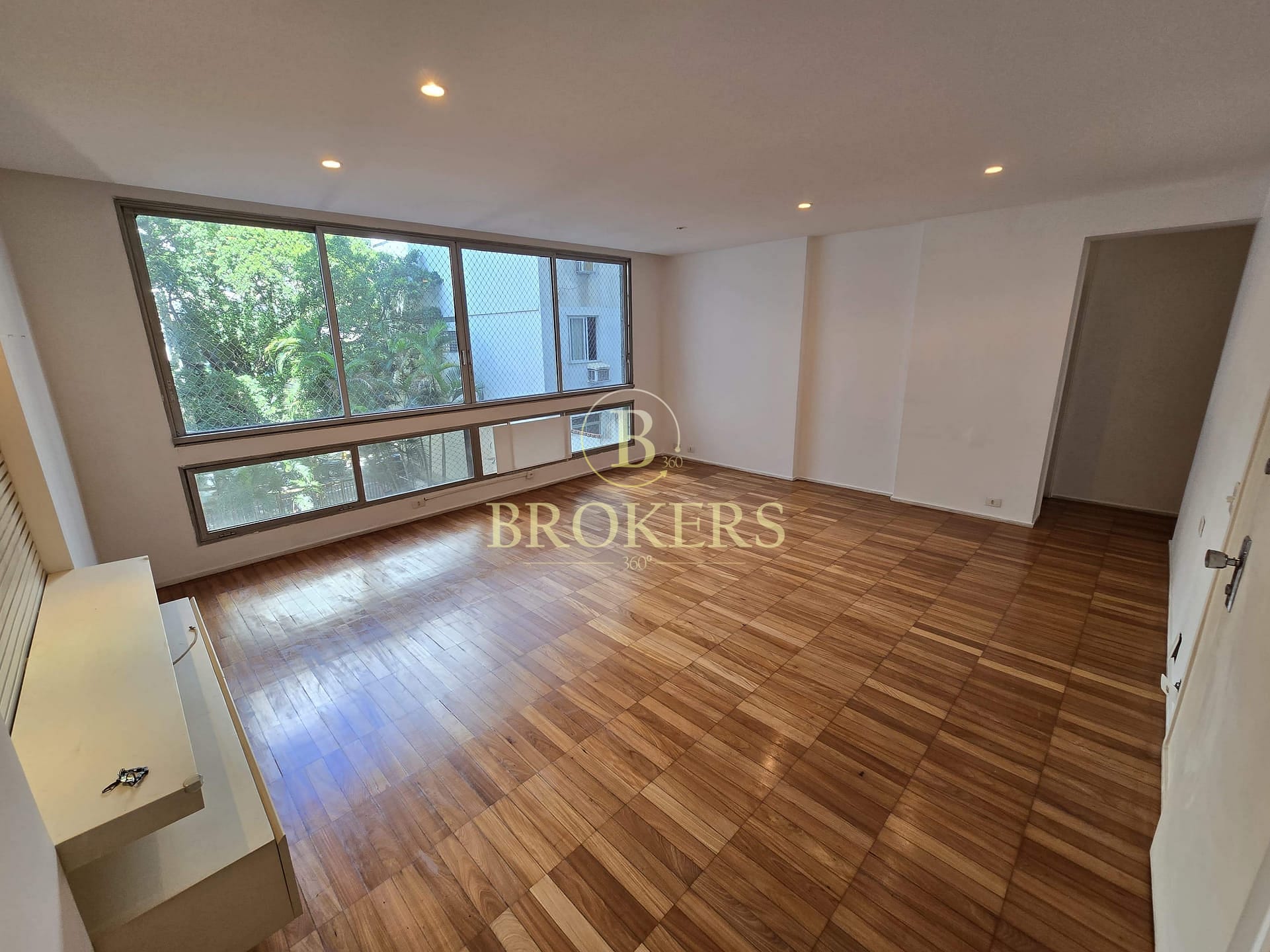 Apartamento à venda, Ipanema, Rua Prudente de Morais - Sala, 3 quartos, 1 suíte, 1 vaga na escritura - 120 m².