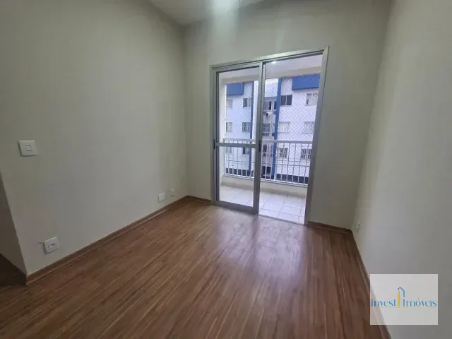 Apartamento 3 quartos e 2 banheiros, para alugar, no bairro Jardim Camburi em Vitória