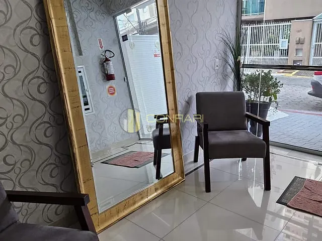 Apartamento com 103m² 2 quartos e 3 banheiros, à venda, no bairro Meia Praia em Itapema