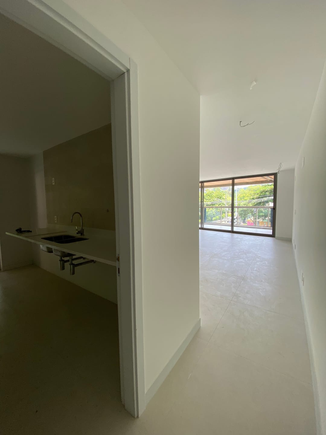Apartamento à venda com 4 quartos, 229m² - Foto 6