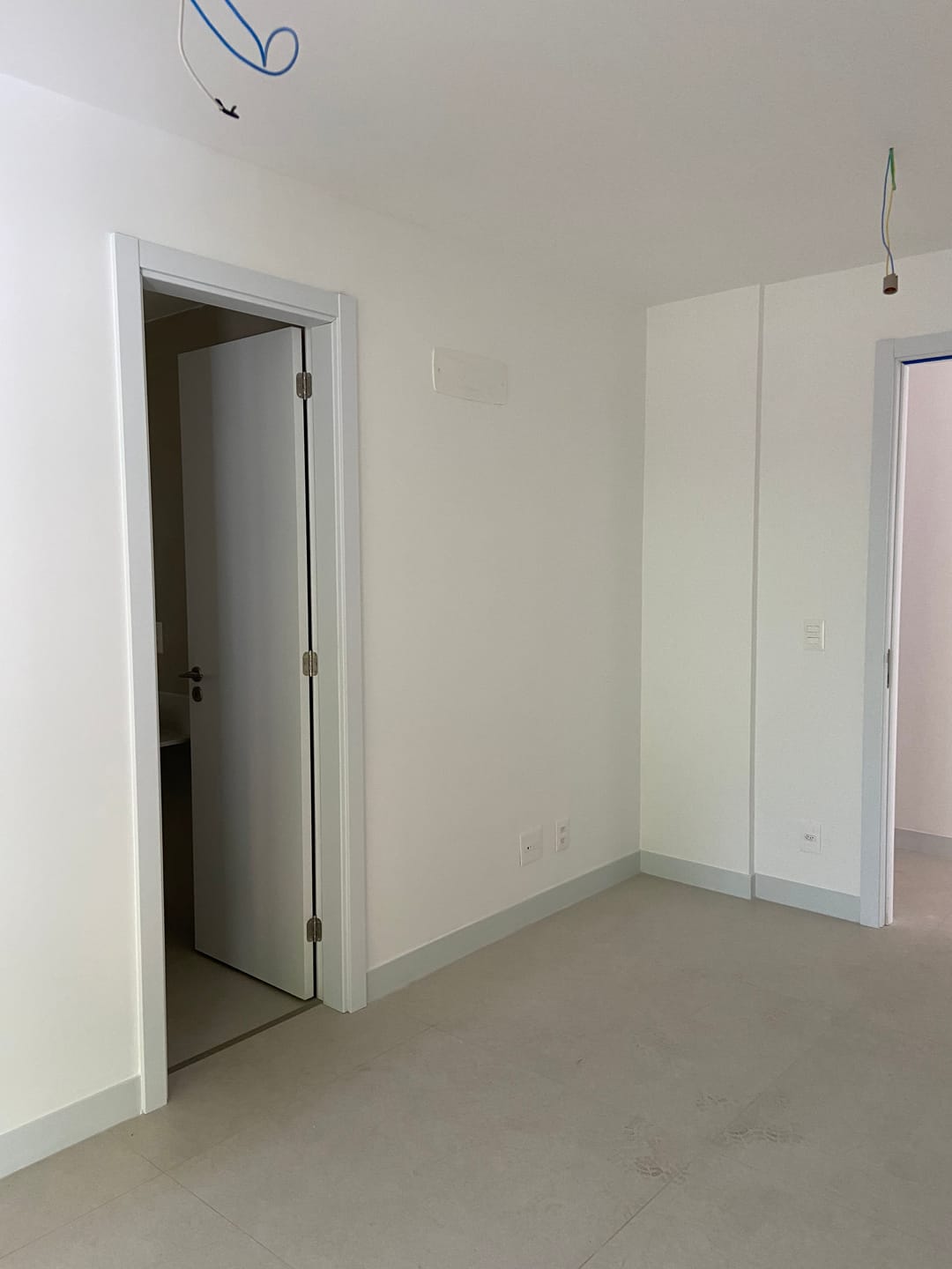 Apartamento à venda com 4 quartos, 229m² - Foto 21