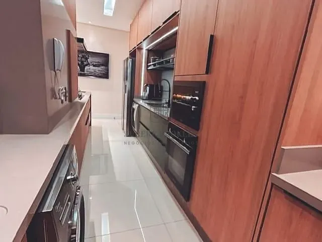 Apartamento com 173m² 2 quartos e 3 banheiros, à venda, no bairro Jurerê em Florianópolis