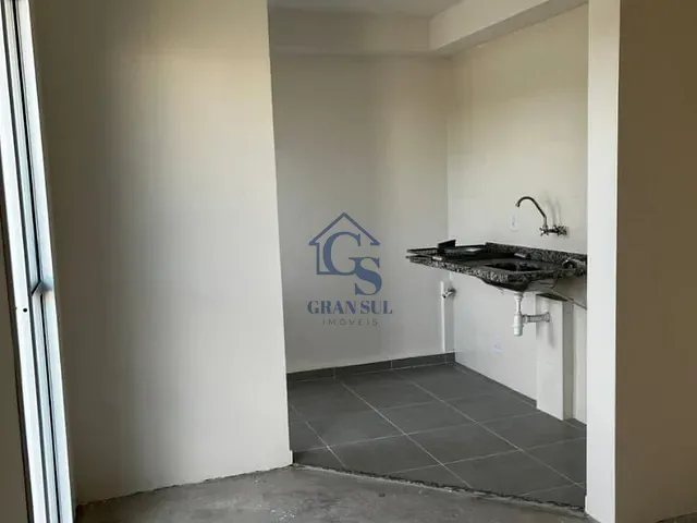 Apartamento com 83m² 2 quartos e 1 banheiro, à venda, no bairro Vila Yolanda em Osasco