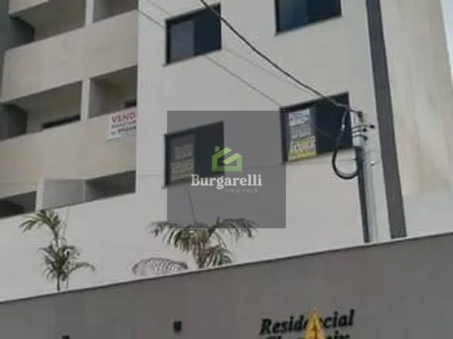 Apartamento com 100m² 3 quartos e 1 banheiro, para alugar, no bairro Monte Líbano II em Lavras