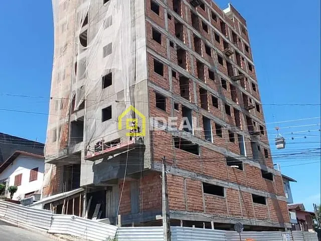 Apartamento 2 quartos e 1 banheiro, à venda, no bairro Centro em Concórdia
