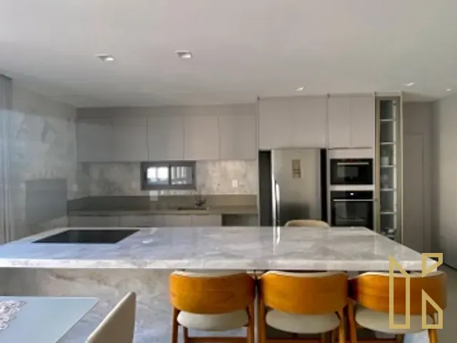 Apartamento com 271m² 3 quartos e 4 banheiros, à venda, no bairro Gleba Fazenda Palhano em Londrina