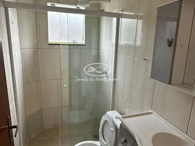 Casa com 40m² 1 quarto e 1 banheiro, para alugar, no bairro Comercial (Penedo) em Itatiaia